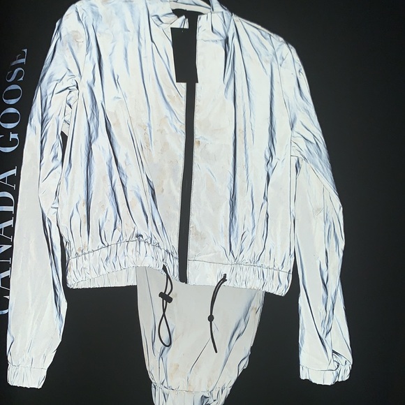 BRAND NEW WITH TAGS REFLECTIVE SET - Picture 2 of 2